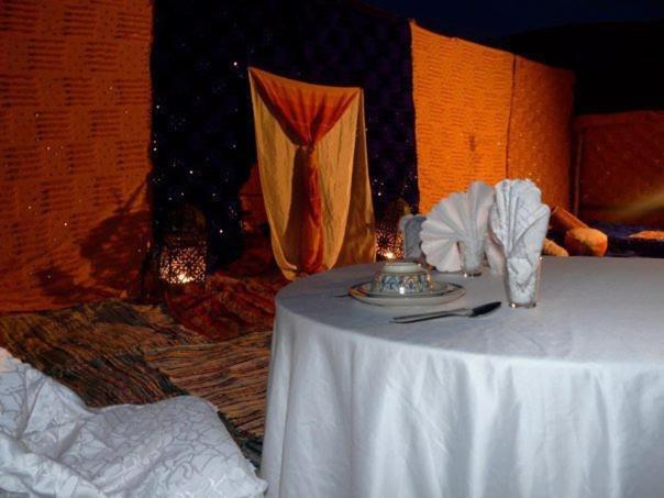 Palmeras Y Dunas Luxery Camp 메르주가 외부 사진